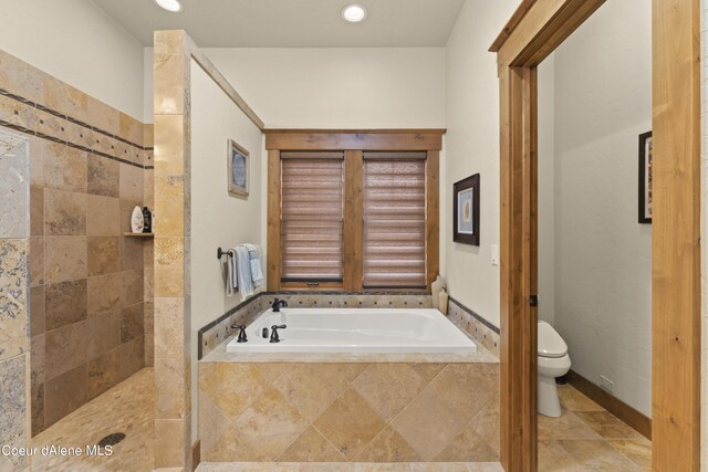 full bathroom with toilet, a garden tub, recessed lighting, and tiled shower