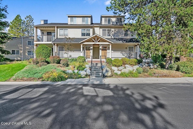 view of front of property with covered porch