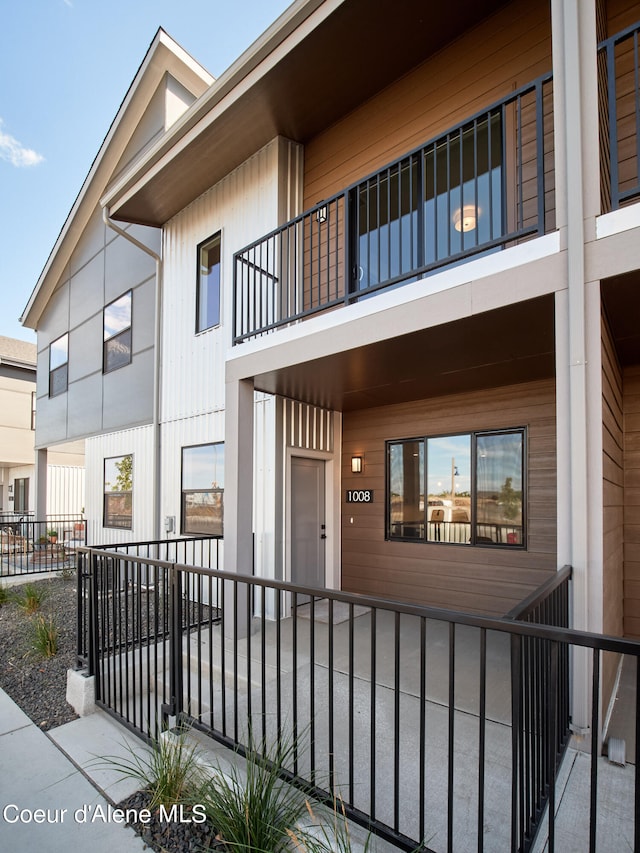 property entrance with a balcony