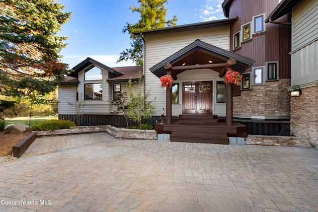 view of front of house