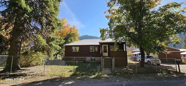 view of front of house