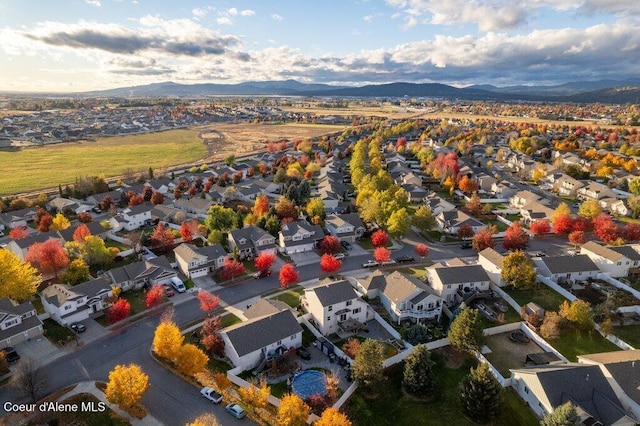 bird's eye view featuring a mountain view