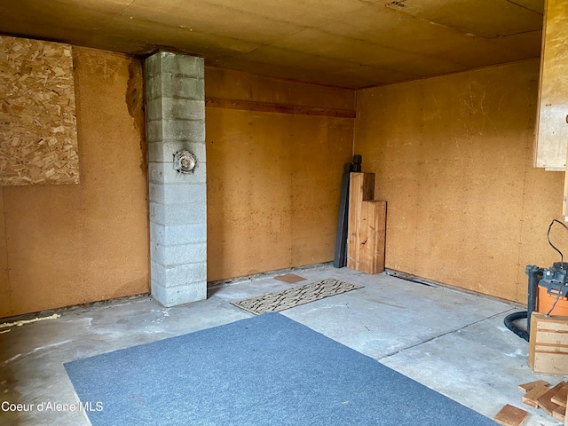 miscellaneous room featuring concrete floors