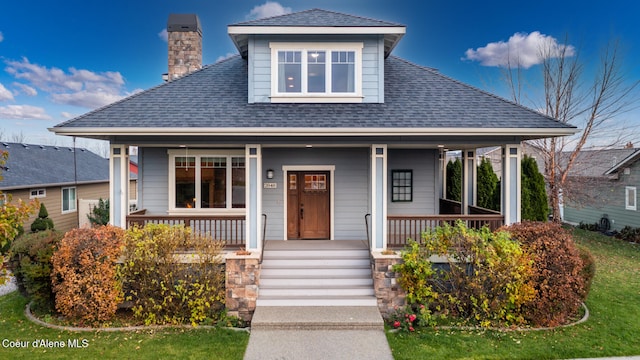 view of front of home featuring a porch