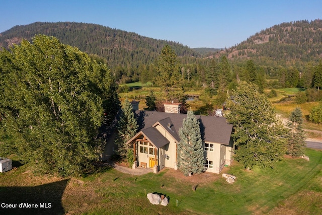 drone / aerial view featuring a mountain view