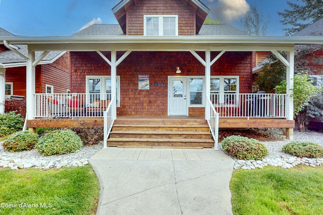 view of front of house featuring covered porch