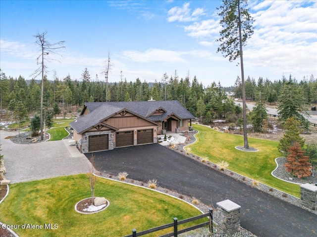 craftsman house featuring a garage