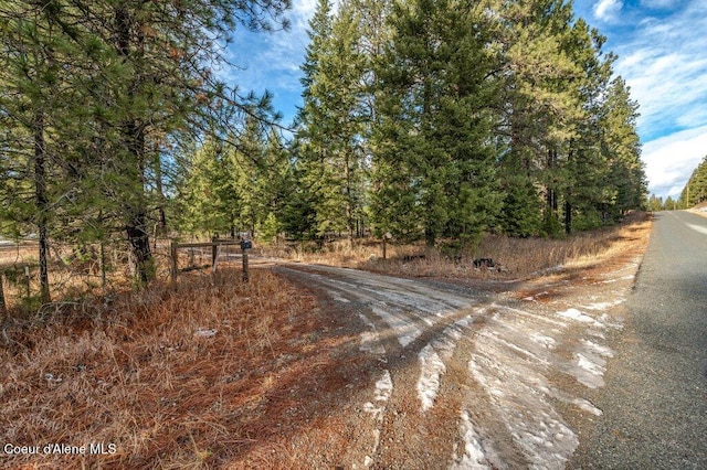 Listing photo 3 for 2132 Eastside Rd, Priest River ID 83856