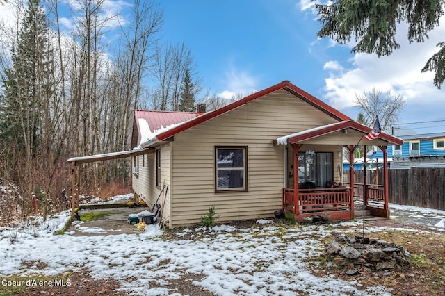 view of front of property