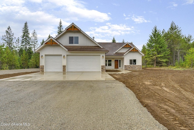 craftsman house with a garage