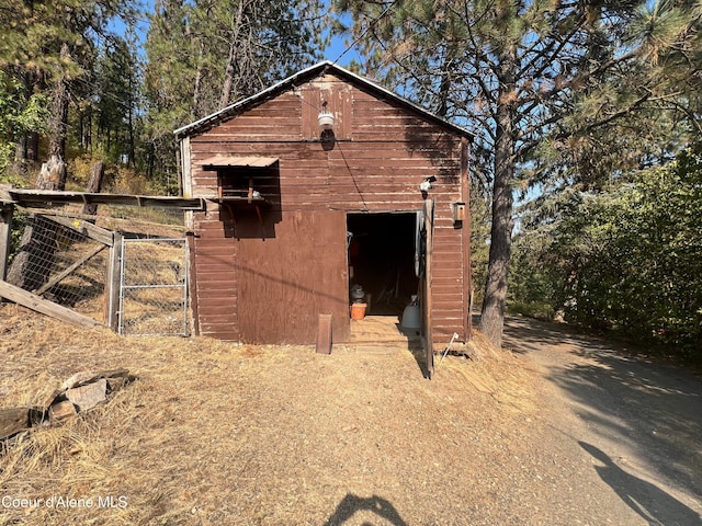 view of outdoor structure