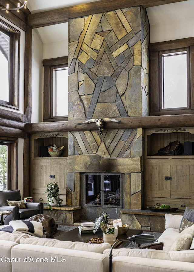 16692 S Lazurite Dr, Coeur Dalene, ID 83814 - living room with beam ceiling