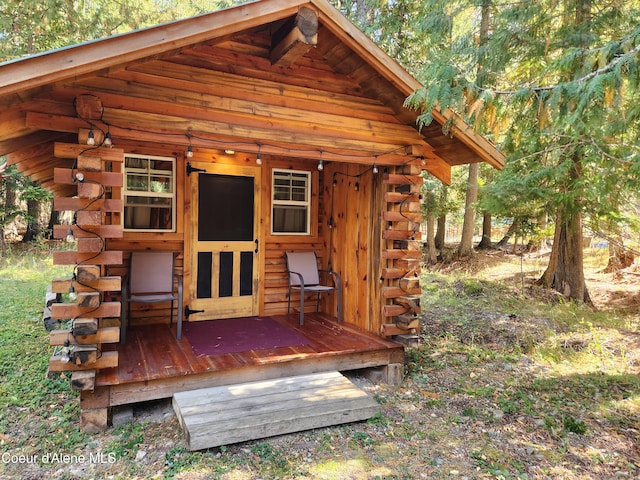 view of outbuilding