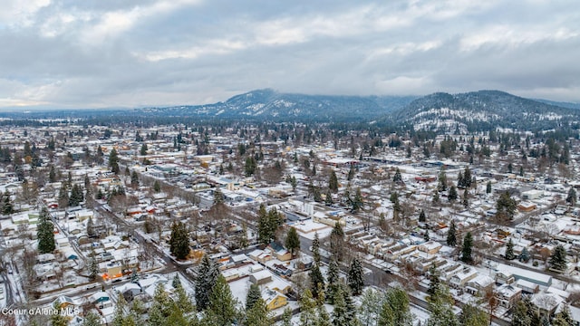 bird's eye view with a mountain view