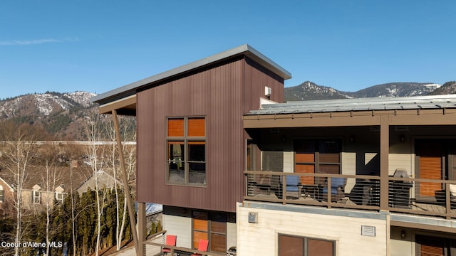 exterior space with a mountain view