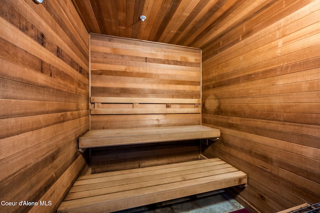 view of sauna / steam room