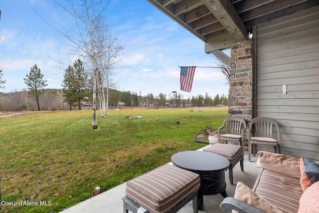 view of yard with a patio area