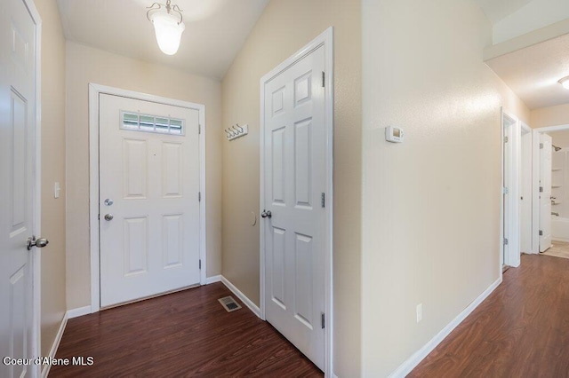1449 N Moonstone St, Post Falls, ID 83854 - entrance foyer featuring wood finished floors and baseboards