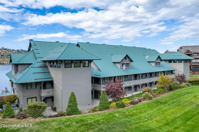 view of building exterior