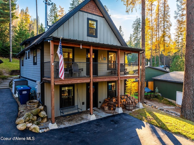 view of rear view of house