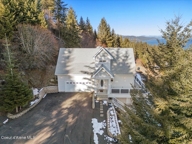 view of front of house with a mountain view