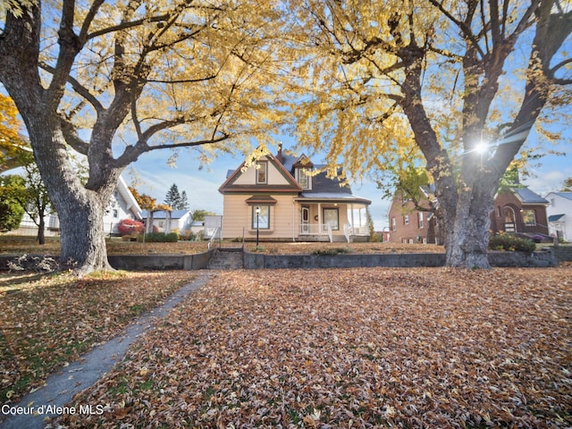 view of front of home featuring a porch