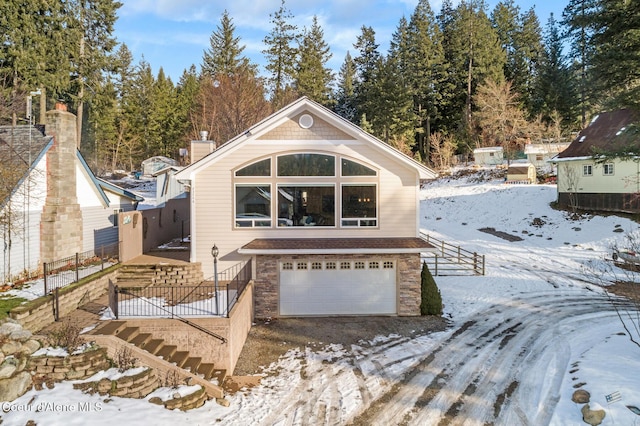 view of front facade with a garage