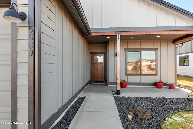 view of doorway to property