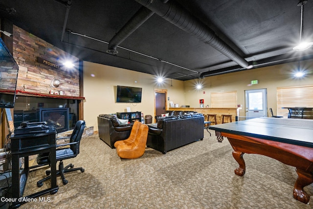 game room featuring carpet