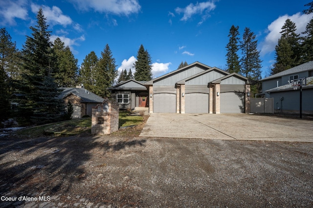 view of front of house featuring a garage