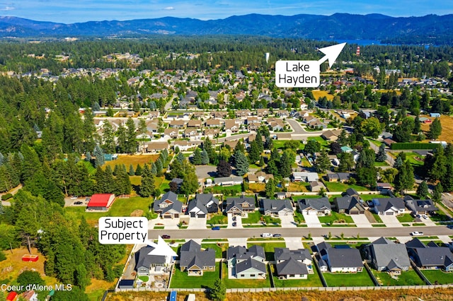 bird's eye view featuring a mountain view