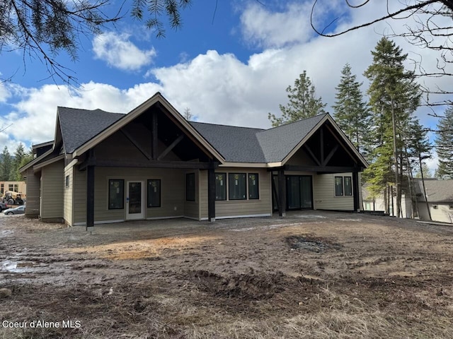 view of front of house