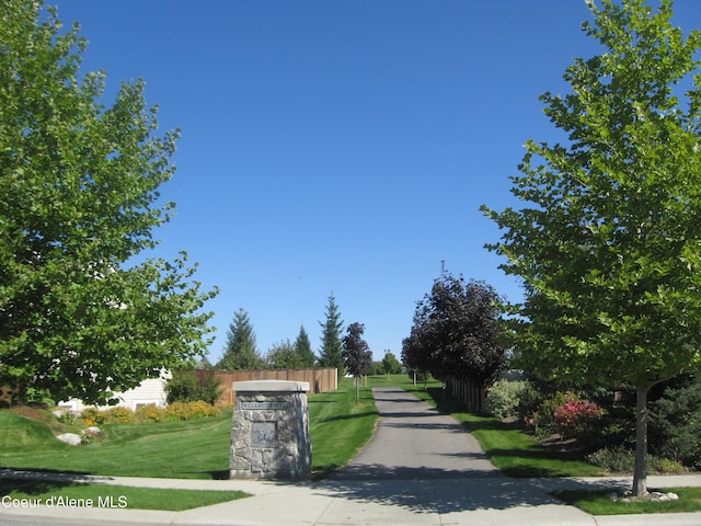 exterior space featuring a lawn