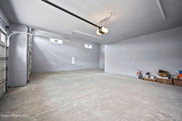 1225 W Orchard Ave, Hayden, ID 83835 - garage with a garage door opener