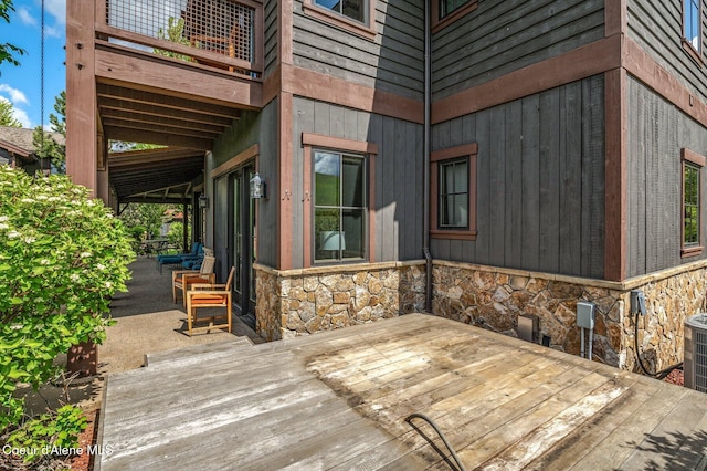 17036 S Citrine Dr, Coeur Dalene, ID 83814 - view of wooden terrace