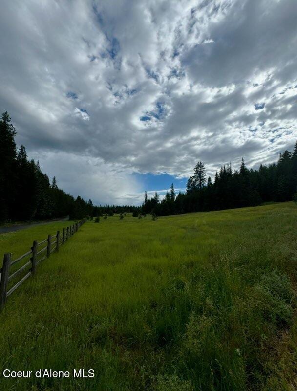 view of nature featuring a rural view