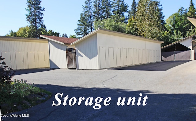 garage featuring a gate