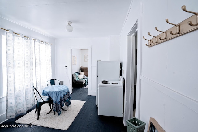 315 Montana St, Mullan, ID 83846 - interior space with washer / clothes dryer and dark wood-style flooring