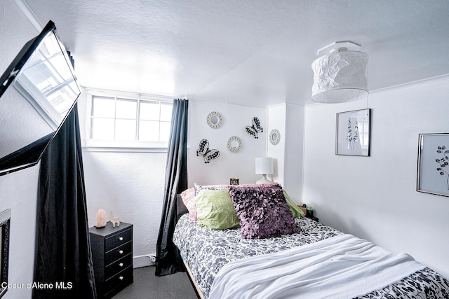 315 Montana St, Mullan, ID 83846 - bedroom with a textured ceiling