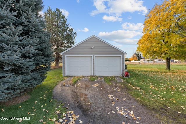 view of detached garage