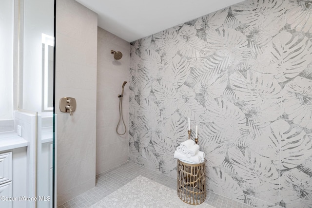 301 N 1st St # 930, Coeur Dalene, ID 83814 - full bath with a tile shower