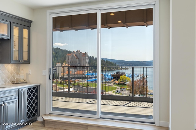 301 N 1st St # 930, Coeur Dalene, ID 83814 - doorway featuring a dry bar and wood finished floors