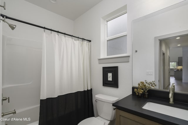 4550 E Savea Ln, Post Falls, ID 83854 - full bath with vanity, shower / tub combo, and recessed lighting