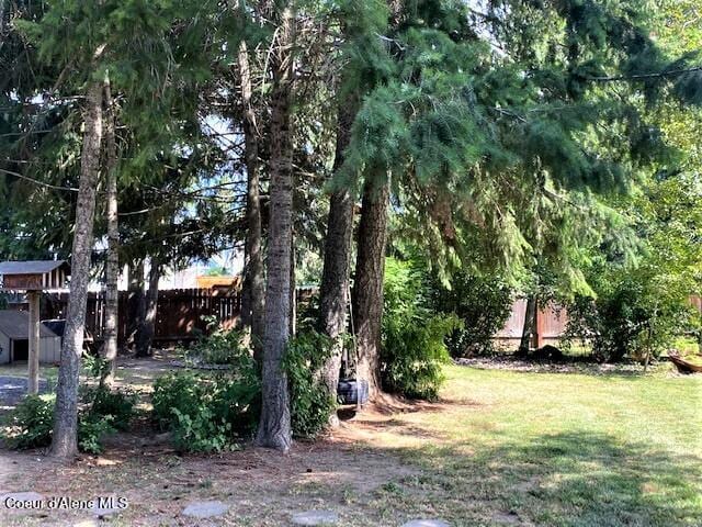 view of yard with fence