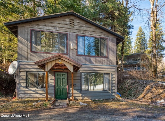 view of chalet / cabin