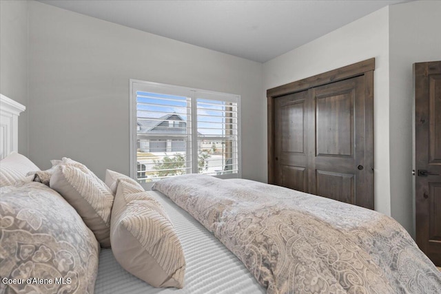 bedroom featuring a closet