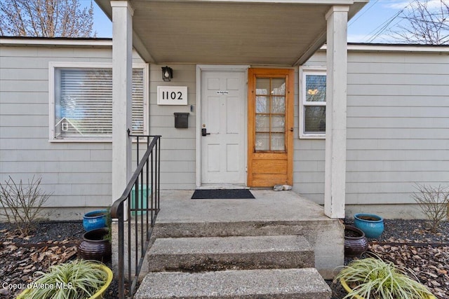 view of entrance to property