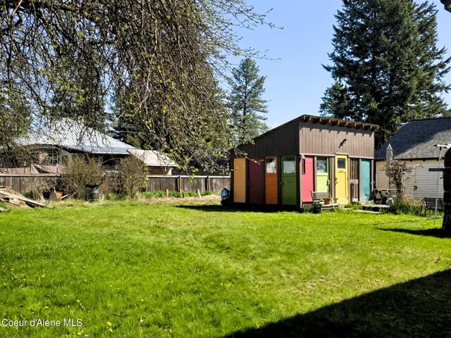 610 E Ockert St, Oldtown, ID 83822 - view of yard featuring an outdoor structure and fence