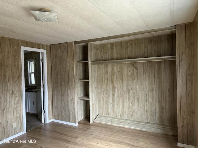 608 S Meadowdale Ave, Oldtown, ID 83822 - view of closet