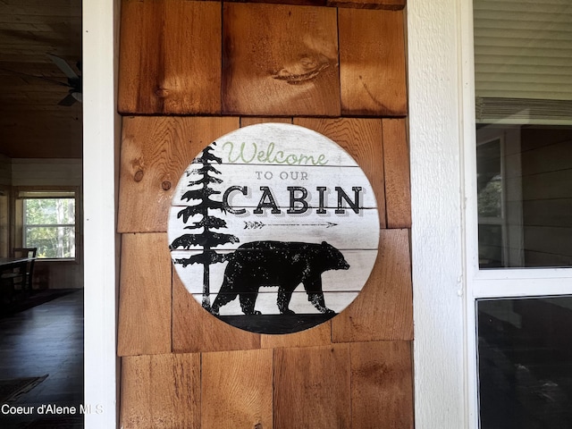 1942 Two Tail Rd, Bonners Ferry, ID 83805 - detailed view of ceiling fan